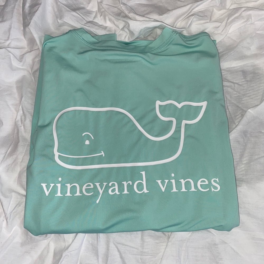 Vineyard Vines Men’s Performance shirt